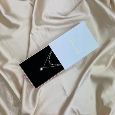 Bom preço Caixa de papel de jóias personalizada feita de papelão rígido com superfície laminada fosca disponível em gaveta de tampa flip e estilos de caixa de duas peças com estampagem a quente, relevo e impressão UV online