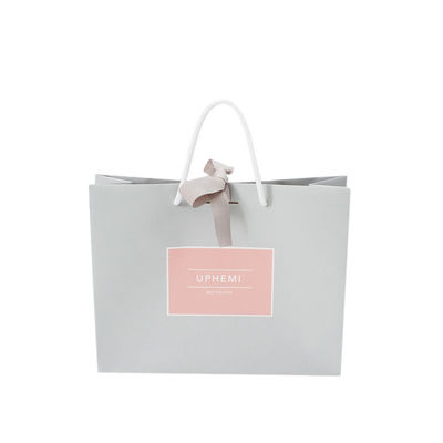 Bom preço Eco reciclou os sacos de cordão brancos do casamento do papel de embalagem dos sacos 200gsm Do presente on-line
