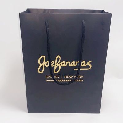 Bom preço Sacos de papel reciclados cartão do presente do boutique que gravam ou laminação lustrosa on-line
