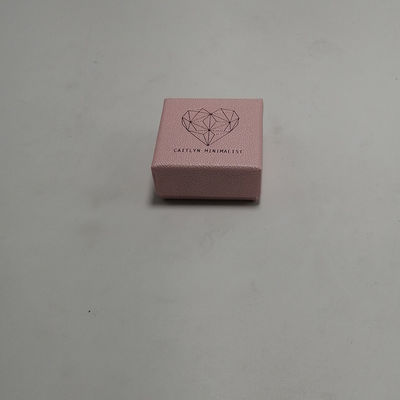 Bom preço Placa branca das caixas de presente rígidas da fantasia do rosa da caixa de papel do pacote da joia para dentro on-line