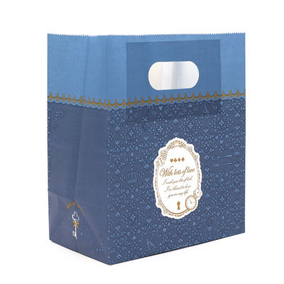 Bom preço Sacos de compras de papel impressos cortados do saco do punho costume de papel para vestuários on-line